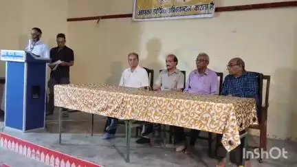 अल्मोड़ा: साह-चौधरी समाज ने मेधावियों को किया सम्मानित, थाना बाजार स्थित मुरलीमनोहर सभागार में आयोजित हुआ समारोह