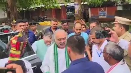 बिशुनपुर: बिशनपुर पहुंचे झारखंड के राज्यपाल, पर्यावरण संरक्षण का दिया संदेश