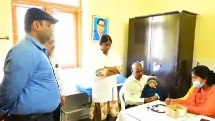 అల్లాదుర్గం: ప్రాథమిక ఆరోగ్య కేంద్రాన్ని ఆకస్మికంగా తనిఖీచేసిన జిల్లా కలెక్టర్