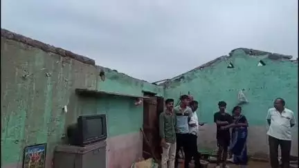 शिरपूर: टेंभेपाडा येथे वादळी पावसाचा कहर नंतर मदतीकडे प्रशासनाचे दुर्लक्ष, शिरपूर फर्स्ट संघटनेने दिला इशारा #Jansamasya