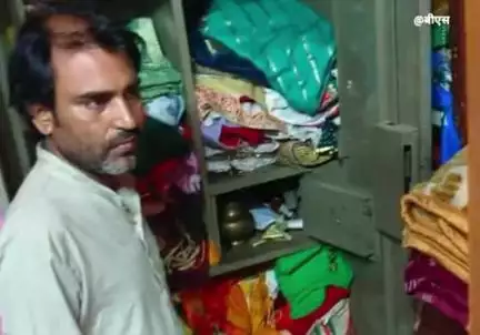 किरावली: फतेहपुर सीकरी में भागवत आचार्य के सूने घर में हुई चोरी, पीड़ित ने पुलिस को दी तहरीर
