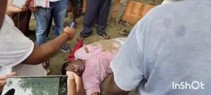 बैरिया: सहतवार में आकाशीय बिजली गिरने से 40 वर्षीय व्यक्ति की मौत, गांव में छाया मातम