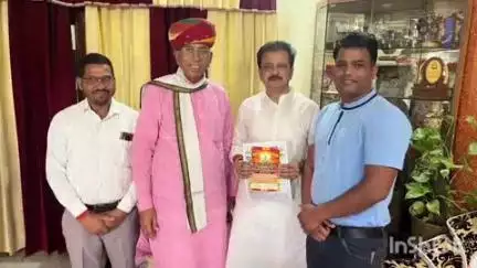 दौसा: 29 जून को खटीक समाज की जिला कार्यकारिणी व प्रतिभा सम्मान समारोह के अतिथियों को दिया गया निमंत्रण