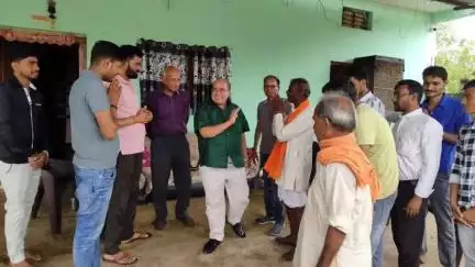 नटेरन: नटेरन शमशाबाद विधानसभा क्षेत्र के ग्राम पौवानाला में विधायक ने ग्रामीणों से चर्चा कर उनकी समस्याएं जानीं