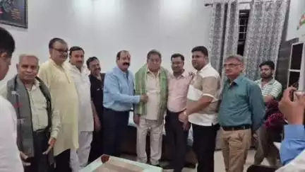 बुलंदशहर: व्यापारी सुरक्षा फॉर्म के प्रदेश अध्यक्ष अशोक गोयल का बुलंदशहर आगमन, पदाधिकारियों के साथ बैठक का आयोजन हुआ