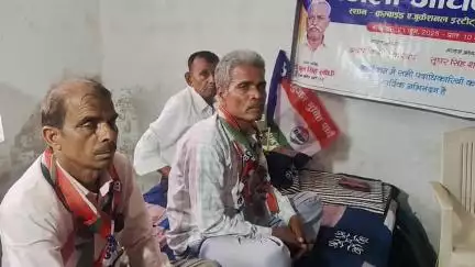 बहुजन मुक्ति पार्टी के प्रदेश सचिव पहुंचे मैनपुरी जिला बहुजन मुक्ति पार्टी के जिला अधिवेशन संपन्न कराने के लिए 
 जय मूलनिवासी जय भारत जय भीम जय संविधान