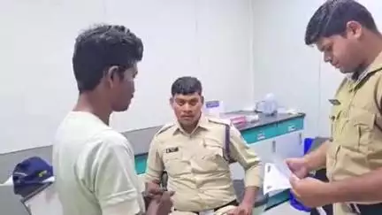 बैतूल नगर: बटकीडोह गांव में दान की जमीन पर गांजे की खेती, पुलिस ने डेढ़ किलो गांजा किया ज़ब्त, आरोपी इटारसी में बेचने जा रहा था