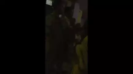 झांसी: बबीना थाने के अंदर पुलिस ने फरियादियों के साथ की हाथापाई और खींचातानी, वीडियो हुआ वायरल