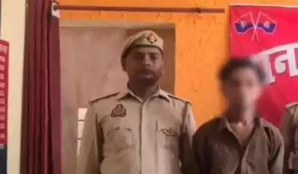 शोहरतगढ़: चिल्हिया पुलिस ने अपहरण के आरोपी एक अभियुक्त को चिल्हिया रेलवे स्टेशन से किया गिरफ्तार
