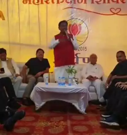 गोलमुरी-सह-जुगसलाई: पूर्व मुख्यमंत्री अर्जुन मुंडा ने किया महा रक्तदान शिविर का शुभारंभ, रक्तदाताओं का बढ़ाया उत्साह