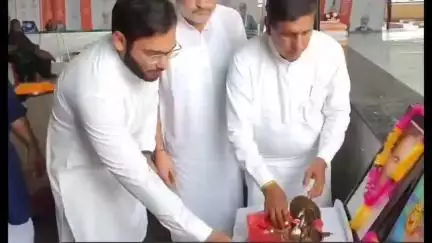 घनारी: हरवाल में भाजपा का 'विकसित भारत संकल्प' कार्यक्रम सम्पन्न, बलवीर सिंह ने 2047 के भारत निर्माण की दिलाई शपथ