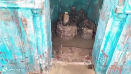 बडोनी: भारी बारिश के बाद ग्राम बिलहारी खुर्द के घरों व मंदिरों में भरा पानी, जलनिकासी की व्यवस्था नहीं होने से ग्रामीण परेशान
