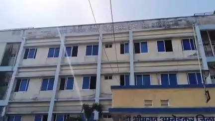शाजापुर: सारंगपुर बाईपास पर अज्ञात वाहन की टक्कर से मोटरसाइकिल सवार घायल