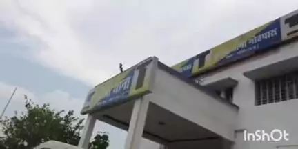 गोहपारु: गोहपारू पुलिस ने मारपीट मामले में फरार एक वारंटी को गोहपारू बाजार से पकड़ा, न्यायालय में पेश किया