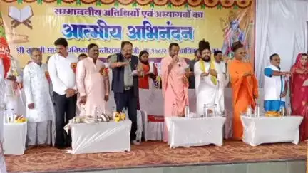 गुण्डरदेही: गुण्डरदेही शारदा वाटिका में तुलसी मानस प्रतिष्ठान के नवमनोनीत पदाधिकारियों ने लिया शपथ, पूर्व सांसद उपस्थित