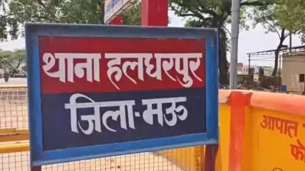 मऊ: ढोलबन ग्राम पंचायत में कूटरचित दस्तावेज तैयार कर कम पैसे में बैनामा कराने, शेष पैसा मांगने पर धमकी देने का मुकदमा दर्ज