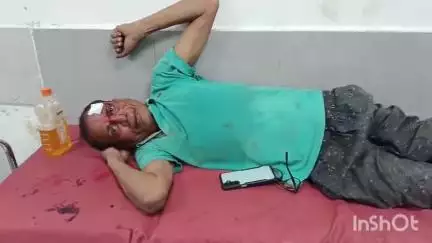 मुंगेर: बेकापुर में शराबी युवक ने 55 वर्षीय अधिवक्ता को मारपीट कर किया घायल, अस्पताल में भर्ती