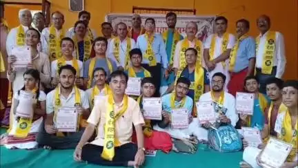 डूंगरपुर: युवा पीढ़ी को मिला नित्य ब्रह्म कर्म संस्कार, युवाओं को देश और समाज का नेतृत्व करने की सीख मिलेगी