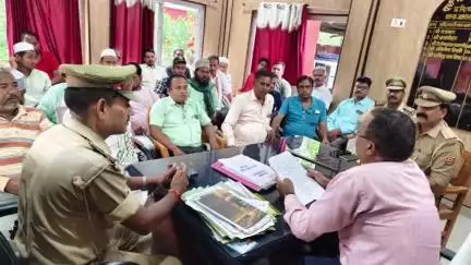 बीघापुर: बीघापुर कोतवाली व बारासगवर थाने में मोहर्रम पर्व पर शांति व्यवस्था को लेकर एसडीएम ने की बैठक