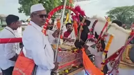 नेवासा: नेवासे येथील ग्रंथराज श्री ज्ञानेश्वर माऊली पालखीचे अहिल्यानगर शहरात आगमन