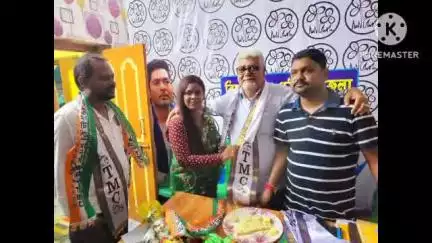 বাঁকুড়া ২: বিষ্ণুপুর সাংগঠনিক জেলা তৃণমূল কংগ্রেসের নব নির্বাচিত সমস্ত শাখা সংগঠনের সভাপতিদের সম্মাননা প্রদান করলেন