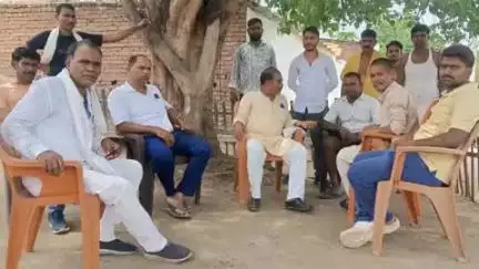 हरनौत: चेरन गांव में लोजपा (आर) कार्यकर्ताओं की बैठक, आगामी विधानसभा चुनाव पर हुई चर्चा