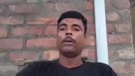 মুরারই ১: হাতিয়া গ্রামে বোমা বিস্ফোরণ ও জেলায় তৃণমূলের গোষ্ঠী দ্বন্দ্ব নিয়ে একাধিক মন্তব্য বিজেপি সংখ্যা লঘু সেলের সম্পাদকের