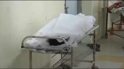 सांवेर: सांवेर क्षेत्र तराना में टैंकर ने कार को मारी टक्कर, चालक घायल, इलाज के दौरान मौत