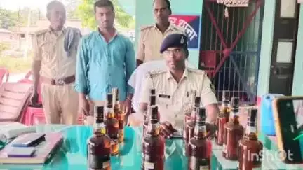 पतरघट: पस्तपार पुलिस ने एक तस्कर को अंग्रेजी शराब के साथ गिरफ्तार कर जेल भेजा