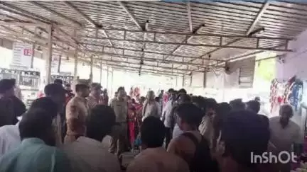 ఖాజీపేట: వరంగల్ జిల్లా పోలీస్ కమిషనరేట్ కి చెందిన పోలీసులు మత్తు పదార్థాలు పై వచ్చే అనర్ధాలపై అవగాహన కార్యక్రమం నిర్వహించారు.