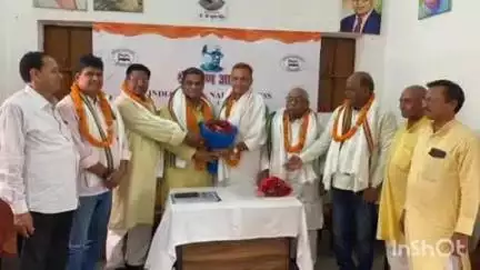 अरवल: श्री कृष्ण आश्रम, अरवल में बिहार कांग्रेस के वरिष्ठ नेताओं का जिला कार्यालय में स्वागत