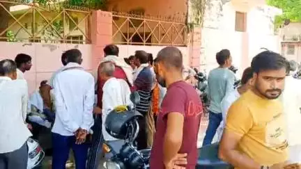 शिकोहाबाद: मक्खनपुर क्षेत्र में बाइक और एक्टिवा की टक्कर में पूर्व प्रधान की मौत, बहन के घर से लौटते समय हुआ हादसा