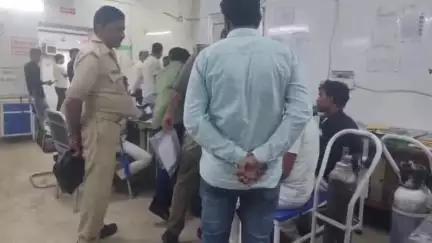 महोबा: मवई गांव में युवक को गोली मारने वाले 4 वांछित अभियुक्तों को पुलिस ने किया गिरफ्तार, अवैध तमंचा और कारतूस बरामद