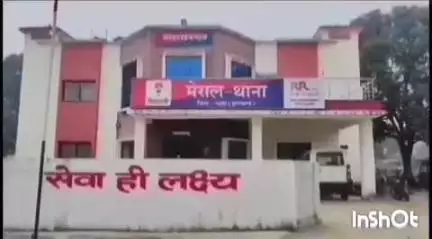 मेराल: मेराल थाना मुख्यालय में बस स्टैंड के पास फ्लाई ओवर के नीचे से बाइक चोरी