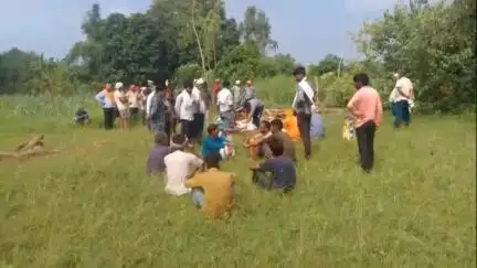 हरदोई: पिहानी क्षेत्र के टंडौना गांव में शोभित सिंह कुएं में गिरकर मरे, पिता यदूवीर सिंह भी सदमे में चल बसे