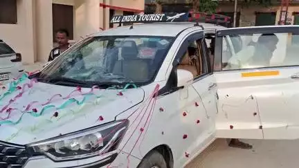 बिल्सी: मूसापुर पुल के पास दूल्हे की कार ने साइकिल से टकराई, दो बच्चे घायल, पुलिस जांच में जुटी