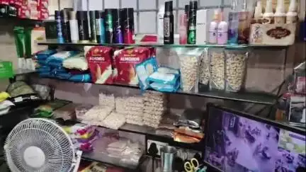 लाडपुरा: कोटा में दो दुकानों में चोरी, चोरों ने शटर ऊंचा कर घुसकर ड्राईफ्रूट, चॉकलेट और नकदी लेकर फरार हुए
