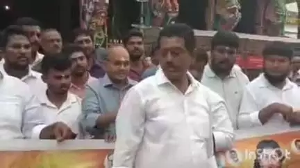 திருப்பரங்குன்றம்: ஆந்திரா துணை முதல்வர் பவன் கல்யாண் முதல்வராக வேண்டும்- திருப்பரங்குன்றத்தில் சிறப்பு பூஜை