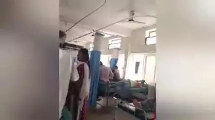 ஆலங்குளம்: பக்கெட் பிரியாணி சாப்பிட்ட குழந்தைகள் உள்ளிட்ட ஒன்பது பேருக்கு வாந்தி மருத்துவமனையில் அனுமதி