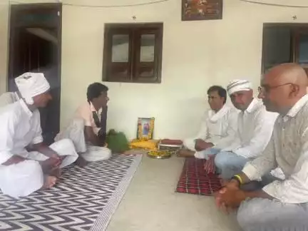 सुठालिया: जिला पंचायत अध्यक्ष चंद्रसिंह सोंधिया हासरोद, सालेपुर, पातालपानी पहुंचे, दिवंगतों को दी श्रद्धांजलि