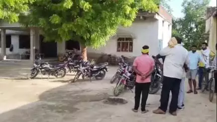 प्रतापगढ़: नगर पंचायत ढकवा पूरा वार्ड नम्बर 5 में युवक ने खुद को मारी गोली, सिर में फंसी गोली, गंभीर हालत में वाराणसी रेफर