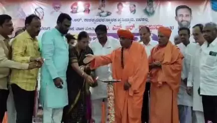 ಇಳಕಲ್‌: ಹಸಿರು ಮತ್ತು ಶೈಕ್ಷಣಿಕ ಕ್ರಾಂತಿಯ ಮಹಾಪುರುಷ ಮಾಜಿ ಸಚಿವ ಎಸ್.ಆರ್ ಕಾಶಪ್ಪನವರ: ನಗರದಲ್ಲಿ ಶಾಸಕ ವಿಜಯಾನಂದ ಕಾಶಪ್ಪನವರ