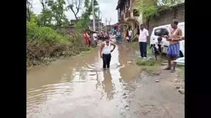 पाटन: सेमरी में जलजमाव से लोग परेशान