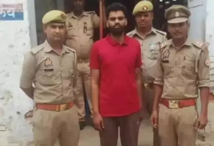 बिल्हौर: बिल्हौर के औरंगपुर गांव में दहेज के लिए पत्नी की हत्या करने वाले आरोपी पति को बिल्हौर पुलिस ने किया गिरफ्तार