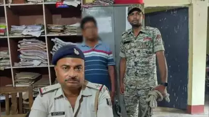 डोभी: पीपरघट्टी पुलिस ने कोर्ट के एक मामले में वारंटी को गिरफ्तार कर कोर्ट भेजा