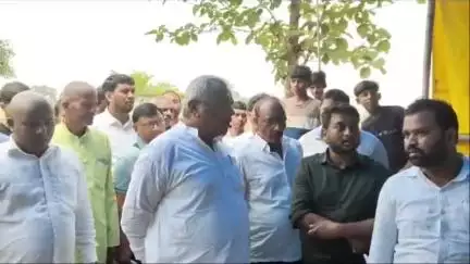 एकंगरसराय: नालंदा सांसद कौशलेंद्र कुमार ने बाढ़ प्रभावित क्षेत्र का दौरा किया, अधिकारियों को दिए निर्देश
