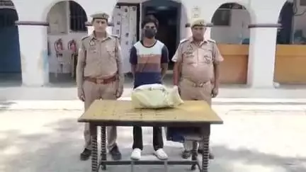 गढ़मुक्तेश्वर: गढ़मुक्तेश्वर थाना पुलिस ने चोरी की घटना का सफल अनावरण करते हुए एक अभियुक्त को किया गिरफ्तार