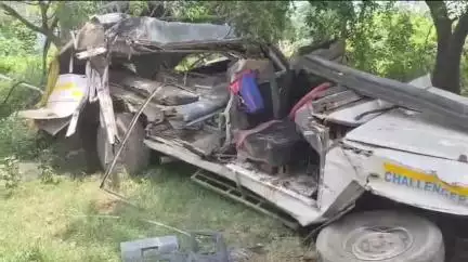 কান্দি: কান্দিতে পথ দুর্ঘটনায় মৃত হরিহরপাড়ার ৪ জন আহত একাধিক, শোকের ছায়া এলাকা জুড়ে