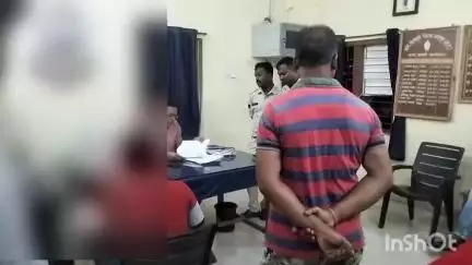 कुनकुरी: कुनकुरी थाना क्षेत्र में फेसबुक पर दोस्ती के बाद फ्रेंड ने युवती का स्मार्टफोन चुराया, मामला पहुंचा थाने