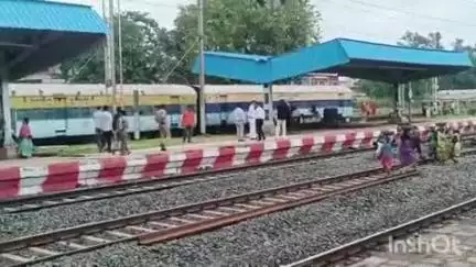 कोतमा: बिजुरी रेलवे स्टेशन का रेलवे अधिकारियों द्वारा किया गया निरीक्षण